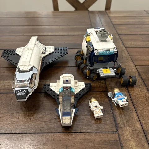 Mixed Lot Of Lego Incomplete Sets Space Shuttle w/Minifigures