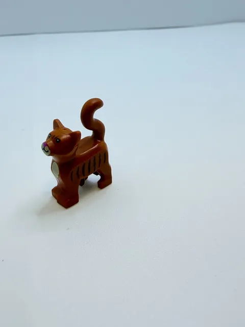 Lego Animal Cat Standing 13786pb11