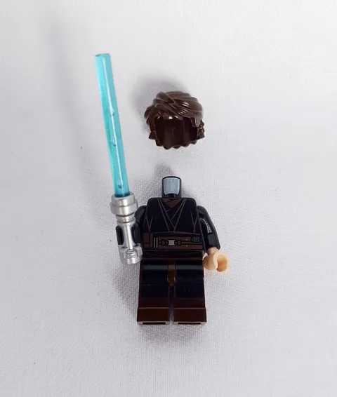 LEGO Star Wars sw0361 Anakin Skywalker Sith Face (Set 9494) (Incomplete)