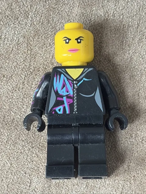 LEGO Movie Minifigure - Lucy with Hood Up (tlm017) Incomplete