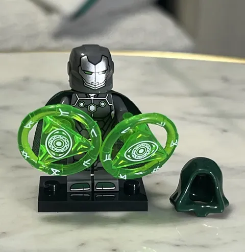 Custom Printed Minifigure Lego Doctor Doom Tony Stark Avengers