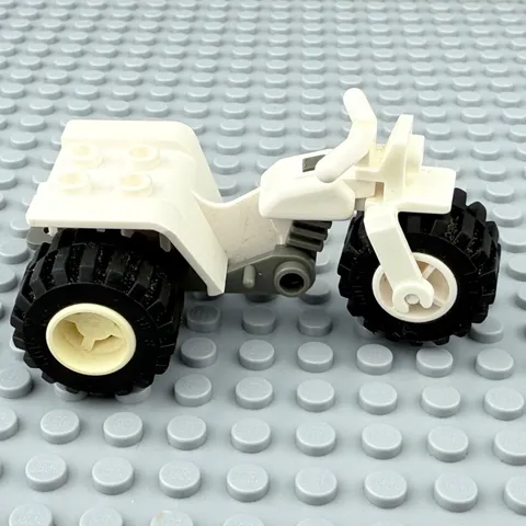 LEGO 3 Wheeler ATV Tricycle Motorcycle - White - Minifigure Vehicle City Town