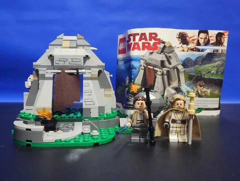 LEGO Star Wars: Ahch-To Island Training (75200)