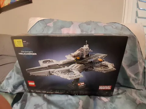 Avengers Helicarrier Infinity Saga LEGO SET 76295 spaceship 509 pcs 18+ SEALED