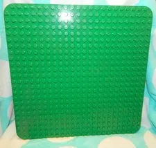 Lego DUPLO Base Peg Board Green Plate 24 x 24 Dots 15" X 15"