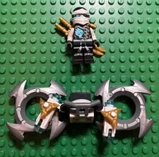 LEGO Ninjago Zane Skybound Minifigure NJO189 70603 With Weapons Authentic