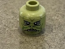 LEGO STAR WARS - Minifig, Head Alien with Green Facial Lines (Kithaba)