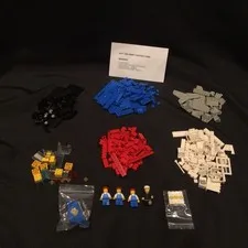 Vintage 1985 LEGO TOWN LEGOLAND Set 6377 Delivery Center (1985)  - NOT COMPLETE