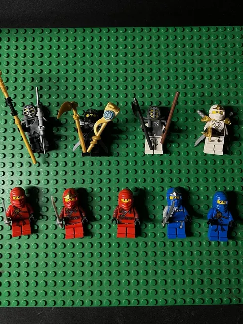 LEGO NINJAGO MINIFIGURE LOT (ZX KENDO COLE ZANE KAI JAY)