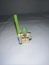 LEGO Star Wars Yoda minifigure