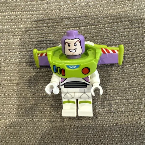 LEGO Disney Toy Story 30th Anniversary Buzz Lightyear 43264 Minifigure