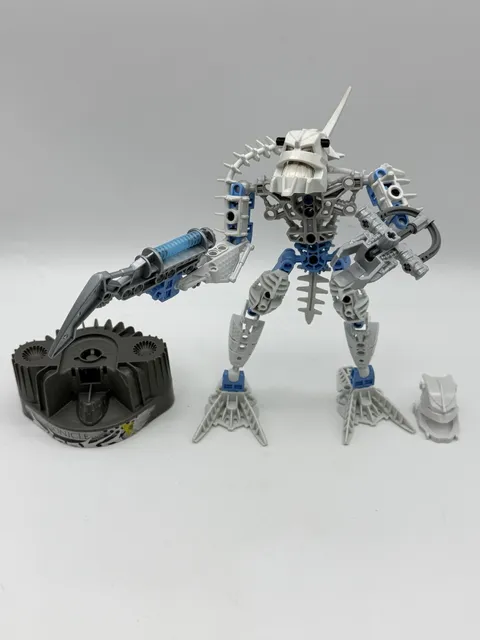 LEGO Bionicle Piraka Thok 8905 Incomplete 38 Parts + Lid Mask No Can No Manual