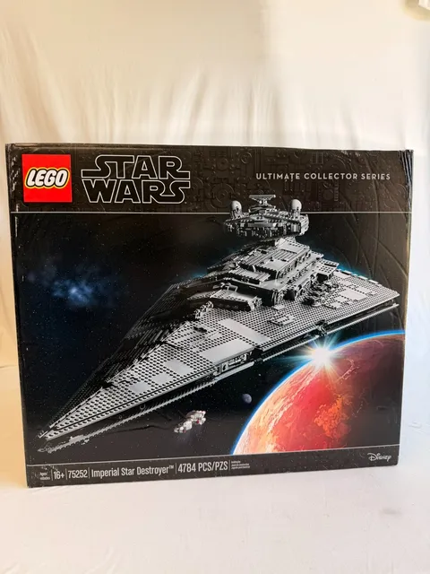 ⭐ LEGO 75252 Imperial Star Destroyer Sealed Retired UCS Star Wars Collector Set