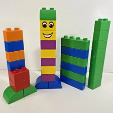 Lego Duplo Quatro Extra Big Chunky Toddler Building Blocks Bricks 32 piece Lot