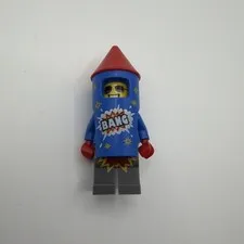 Lego CMF Series 18 Firework Guy, Torso is Imperfect