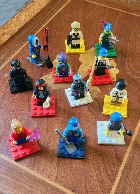 Lego Minifigures Mini figs Toy Figures - Lot of 12 Different 