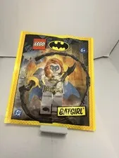 LEGO® Super Heroes Batman Batgirl Paperbag Minifigure - New & Factory Sealed