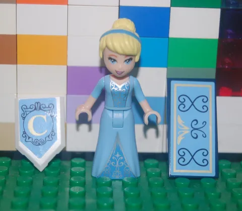 Lego Disney Princess Minifigure: Cinderella w/ Tiles dp051 from set 41154/41159