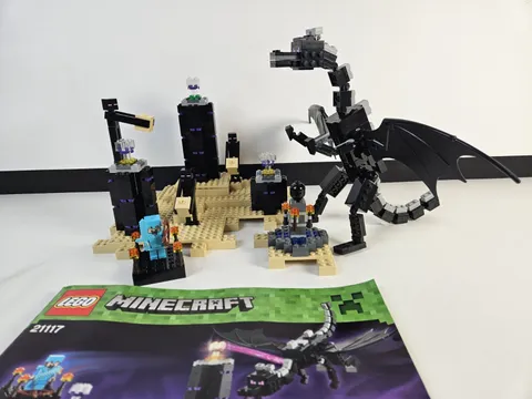 Retired LEGO Minecraft: The Ender Dragon (21117) 