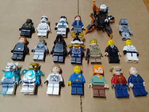 Lot Of  LEGO Minifigures Pre Owned #2