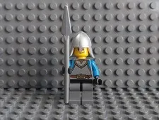 Lego Castle 70403 - Lion Knight Minifigure - Used