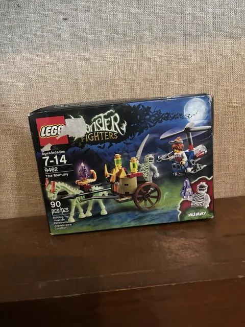 Brand New LEGO Monster Fighters 9462 The Mummy 90 Pcs Retired Set