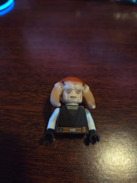 LEGO Star Wars Saesee Tiin Minifigure sw0308
