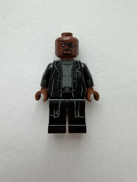 Lego Nick Fury Minifigure sh0585b 76216 Iron Man Marvel Avengers 