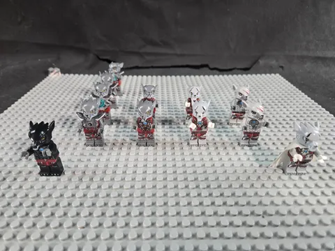 Lego Legends of Chima Wolf Tribe  loc015 loc026-2 loc008-4 loc038 SHIPS Saturday