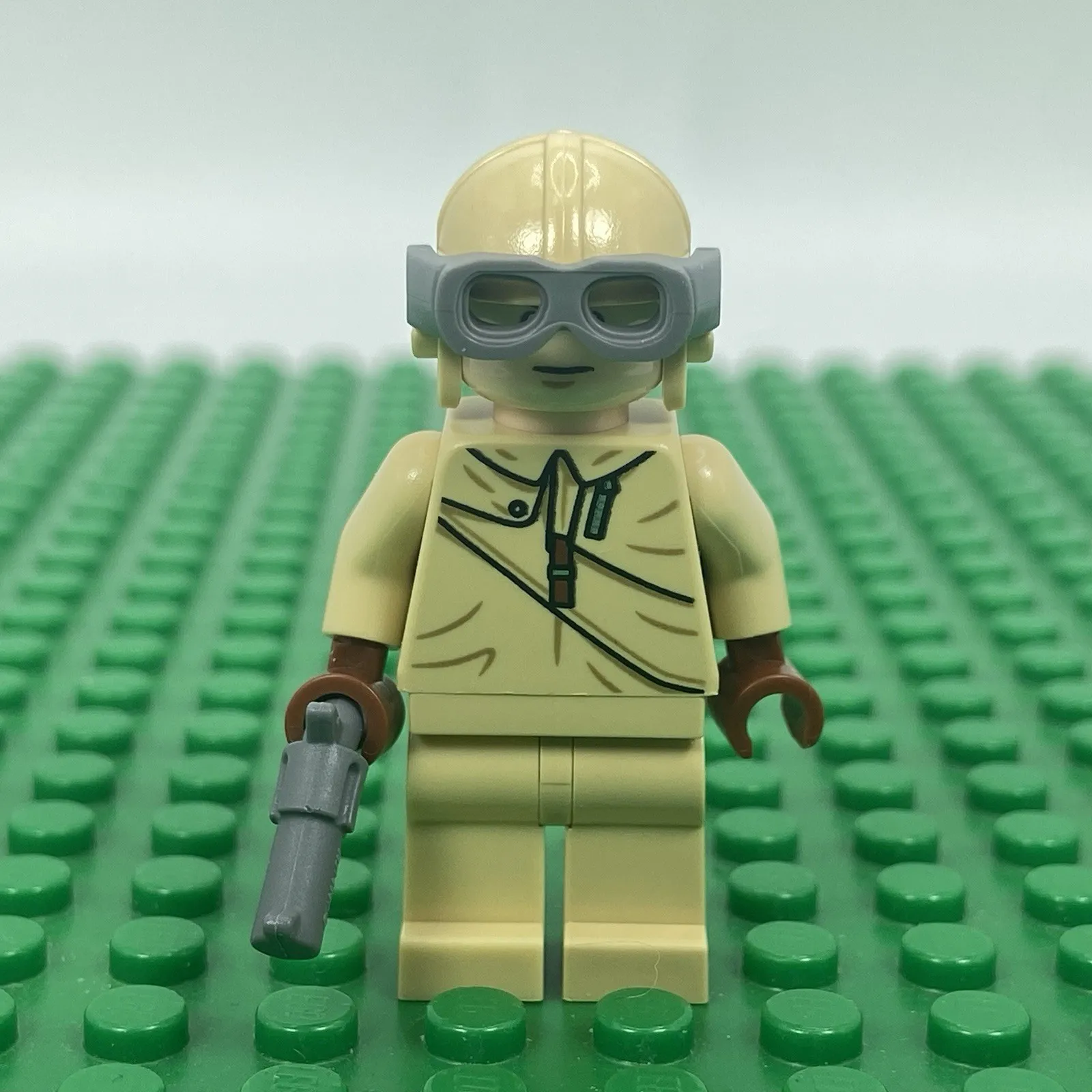 LEGO Indiana Jones Minifigure - Fighter Pilot - 77012 iaj048 Last Crusade