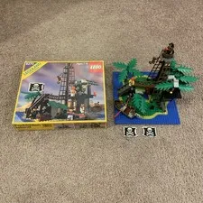 LEGO Pirates: Forbidden Island (6270), Complete Set w/manual & Original Box