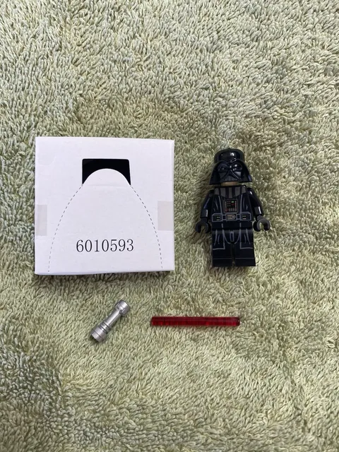 LEGO Star Wars Darth Vader Minifigure SW0586 New 2014