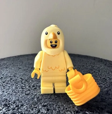 LEGO BAM *Exclusive* Chicken Costume Minifigure - Q1 March 2026 *NEW*