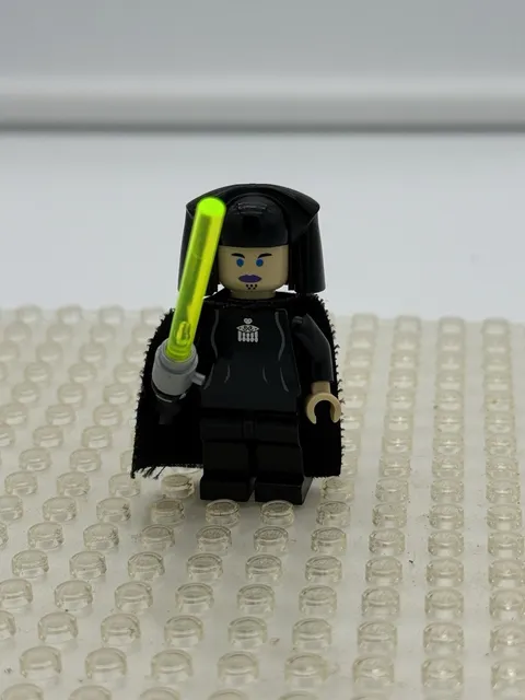 LEGO Star Wars Luminara Unduli Light-Up Lightsaber Minifigure SW0116 7260