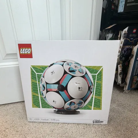 LEGO Editions Football Set 43019 Complete Set 1498 pcs Boxed Plastic Age 10+