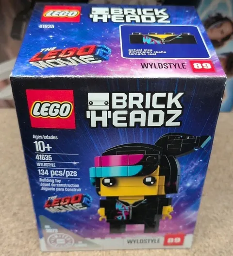 LEGO MOVIE 2 BRICKHEADZ: Wyldstyle (41635) EXCLUSIVE # 3073 /5,000 SEE PICS