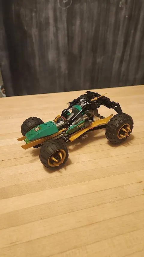 LEGO NINJAGO: Jungle Raider (70755)