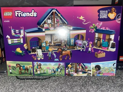 LEGO Friends 42688 Horse Stable & Riding Academy