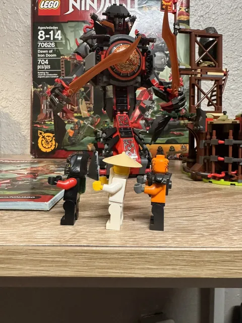 LEGO NINJAGO Dawn of Iron Doom 70626 Complete Set 704 Pieces Krux Acronix