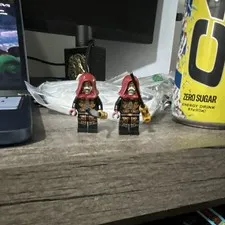LEGO Ninjago Loyalist x2 Old Town