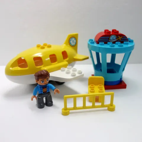Lego DUPLO Airplane Tower Chair Fence Minifig 10871 Airport 10 pc Replacement