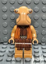 Lego Star Wars Ithorian Jedi Master (Noga-ta) Minifigure sw0117 From Set 75051