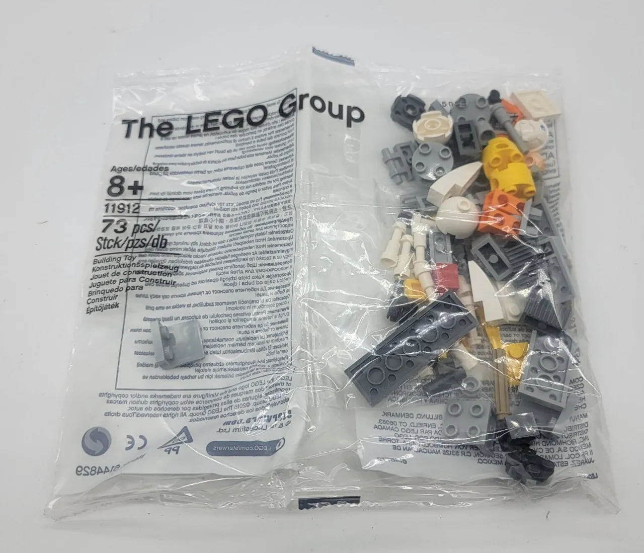 LEGO Star Wars - Rare - 11912 Rebel Pilot Zin Evalon Minifig with Y-Wing  - New
