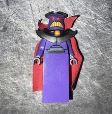 LEGO Zurg Minifigure w/ Cape, Buzz’s Star Command Spaceship #7593