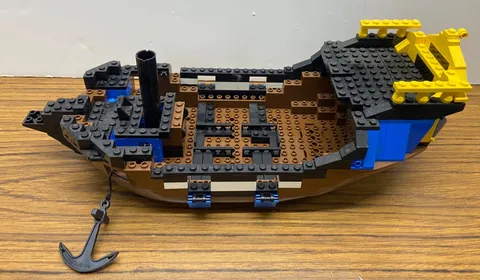 Vintage Lego Pirate Ship Hull Boat Base Bow Stern Castle(6285 6274)