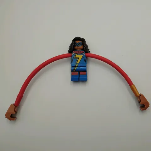 LEGO Ms. Marvel Minifigure with Long Stretch Arms 76076