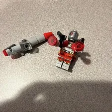 LEGO Deadshot Minifigure from set 76053  with original blaster and custom ones