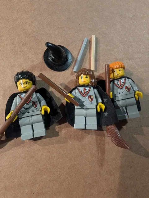 Lego Minifigure Lot Vintage Star Cape Harry Potter, Hermione & Ron Weasley 4730