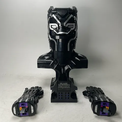LEGO Super Heroes: Black Panther (76215) - Incomplete As Is READ