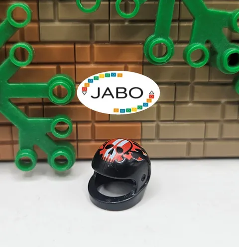 (S11 /23/7) Lego 2446pb30 Helmet Motorcycle Flames and Skull Pattern 8898 8897